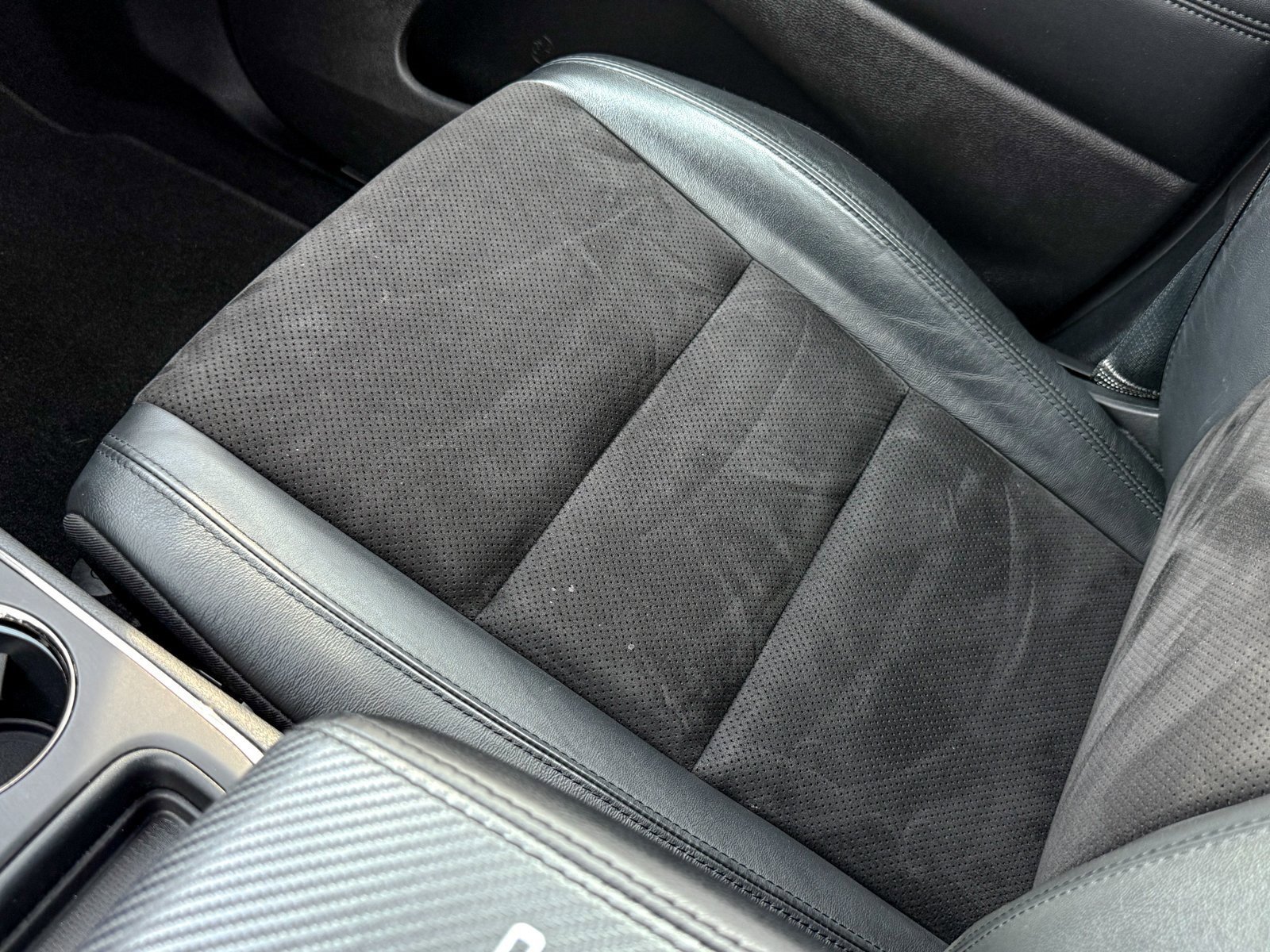 Used 2020 Dodge Durango GT image 37