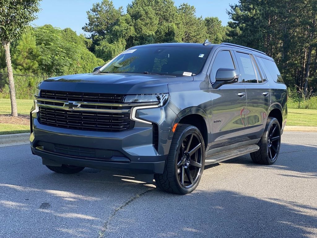 Used 2021 Chevrolet Tahoe RST w/ Luxury Package AWD/4WD image 11