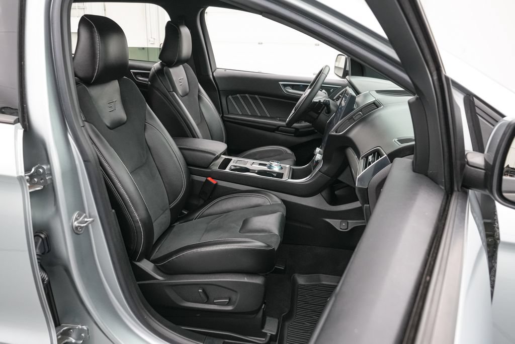 Certified 2023 Ford Edge ST AWD/4WD image 24