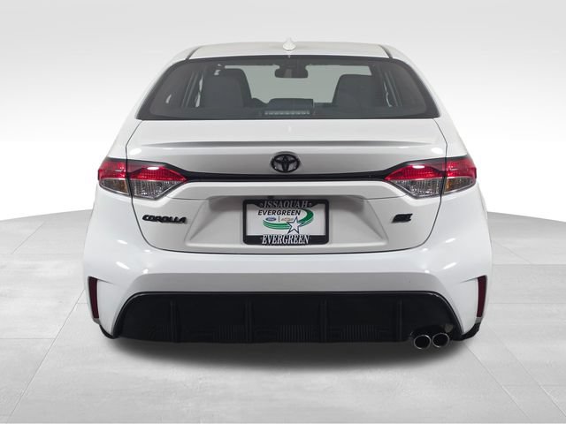 Used 2024 Toyota Corolla SE w/ SE Convenience Package FWD image 6