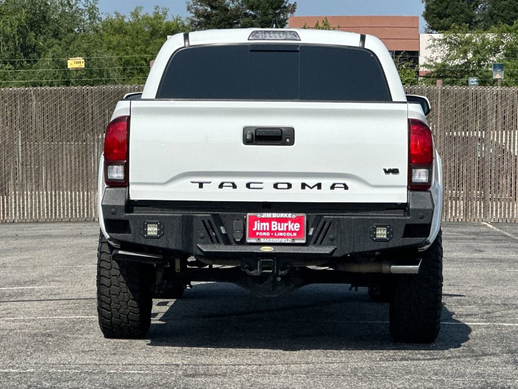 Used 2023 Toyota Tacoma SR5 RWD image 4