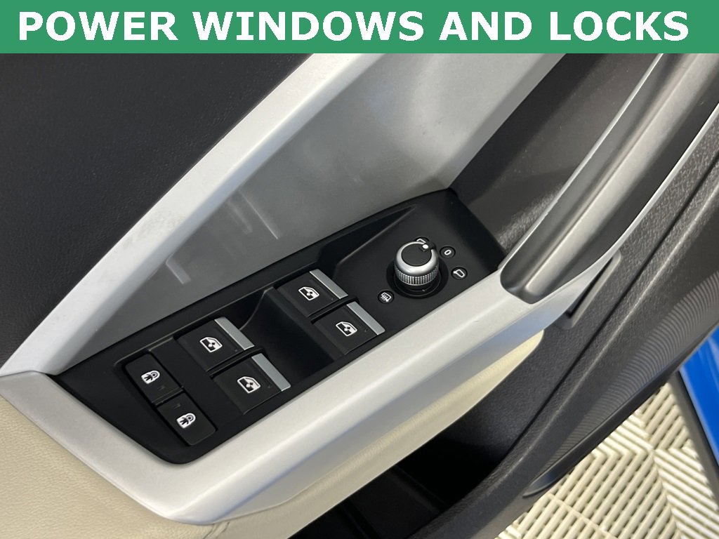 Used 2022 Audi Q3 2.0T Premium image 23