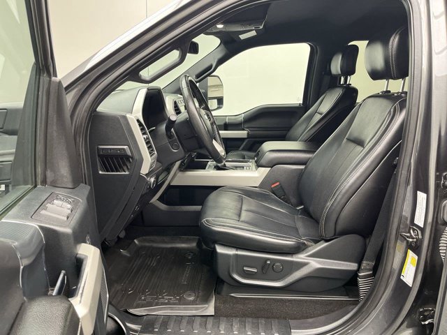 Certified 2019 Ford F150 Lariat w/ Equipment Group 502A Luxury AWD/4WD image 3