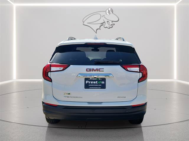 Used 2023 GMC Terrain SLE w/ Driver Convenience Package AWD/4WD image 5