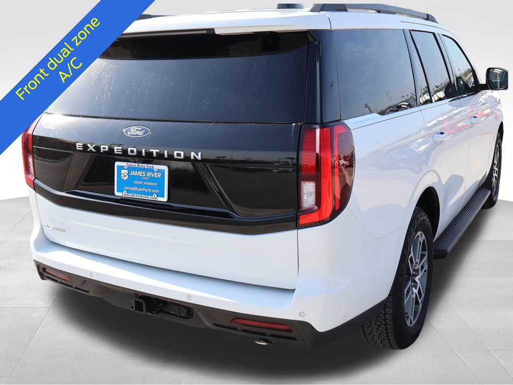 Certified 2025 Ford Expedition Active image 5