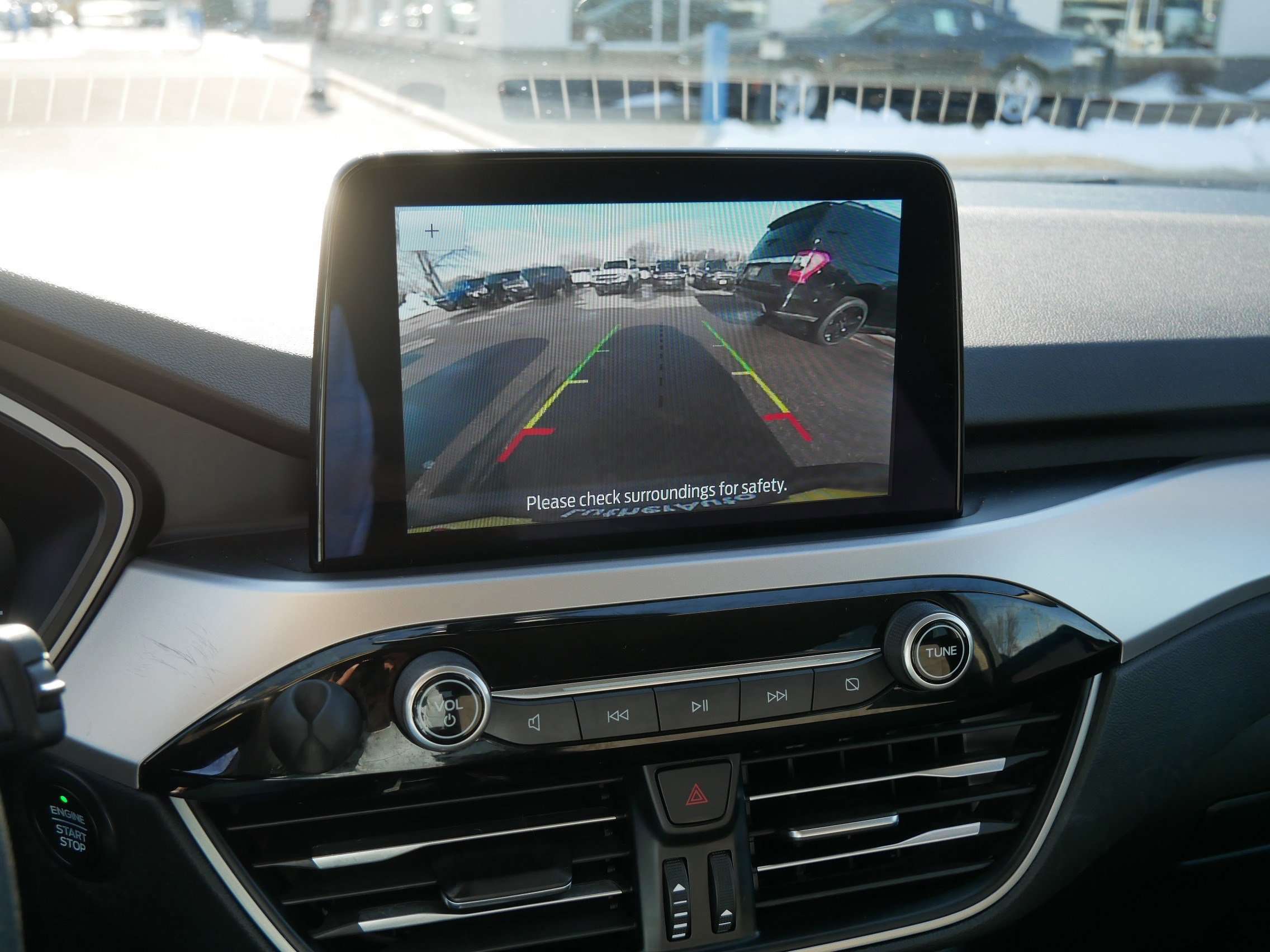 Certified 2020 Ford Escape SE image 34