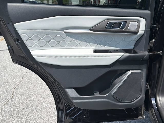 Certified 2025 Ford Explorer Platinum w/ Ultimate Package AWD/4WD image 24