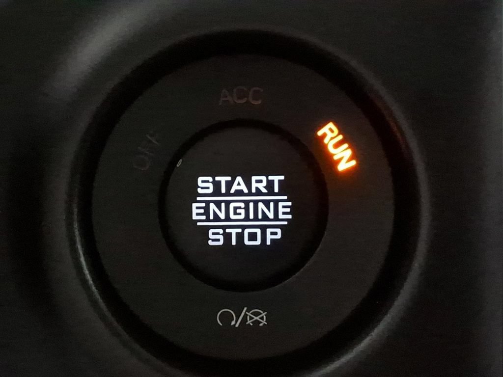 Used 2022 Jeep Wrangler Unlimited Sport AWD/4WD image 26