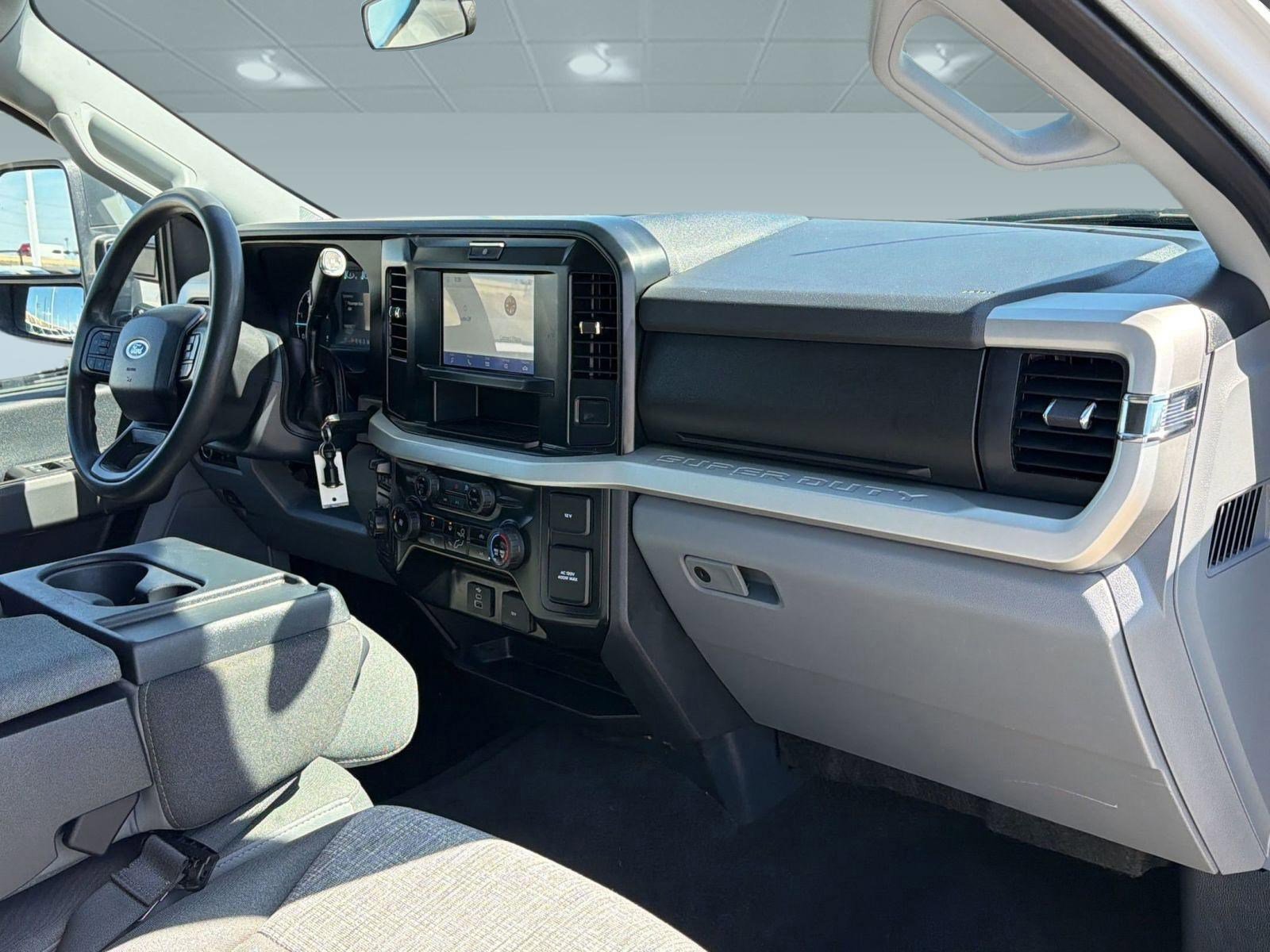 Certified 2025 Ford F250 XLT image 27