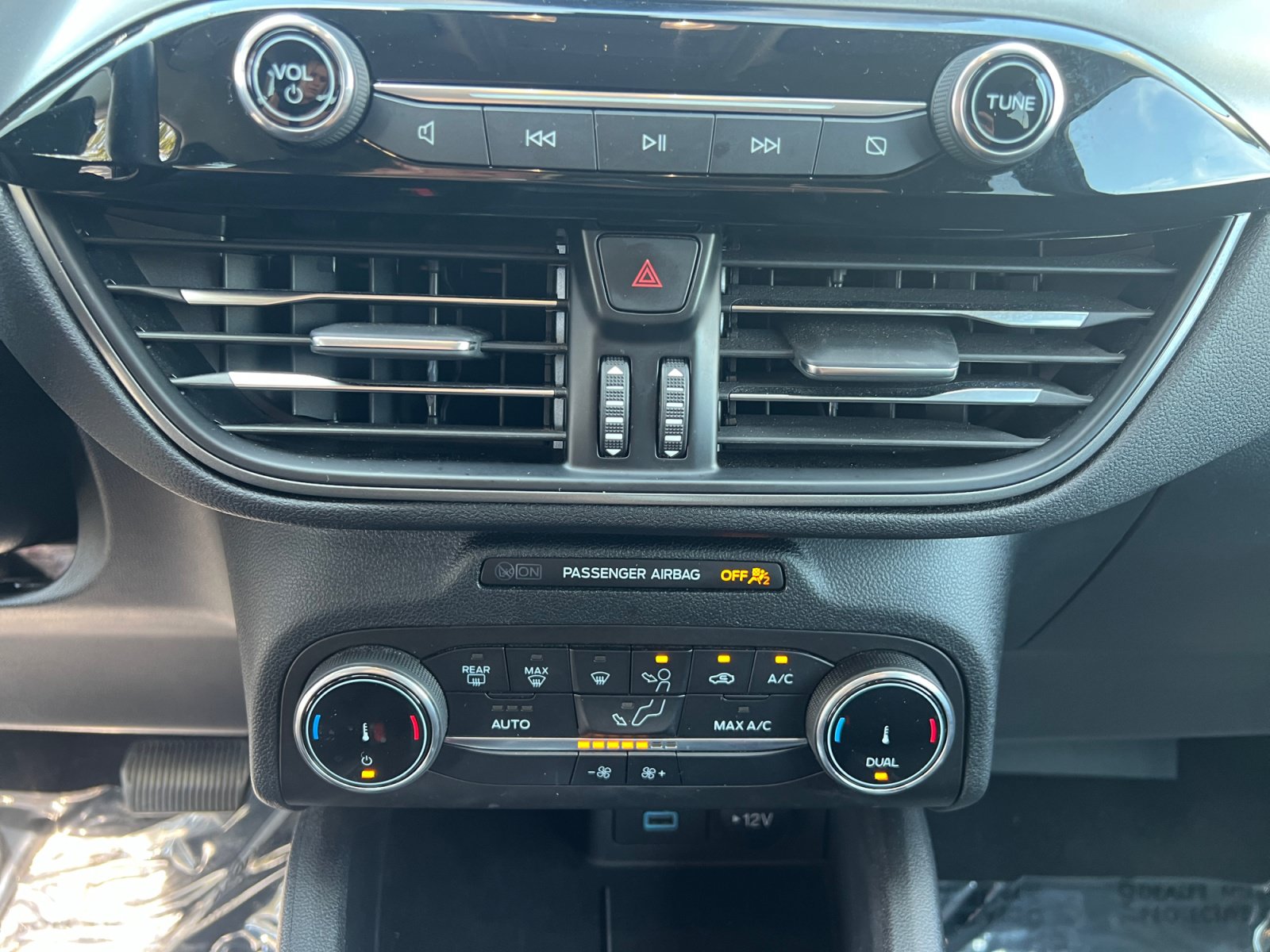 Certified 2023 Ford Escape Active FWD image 21