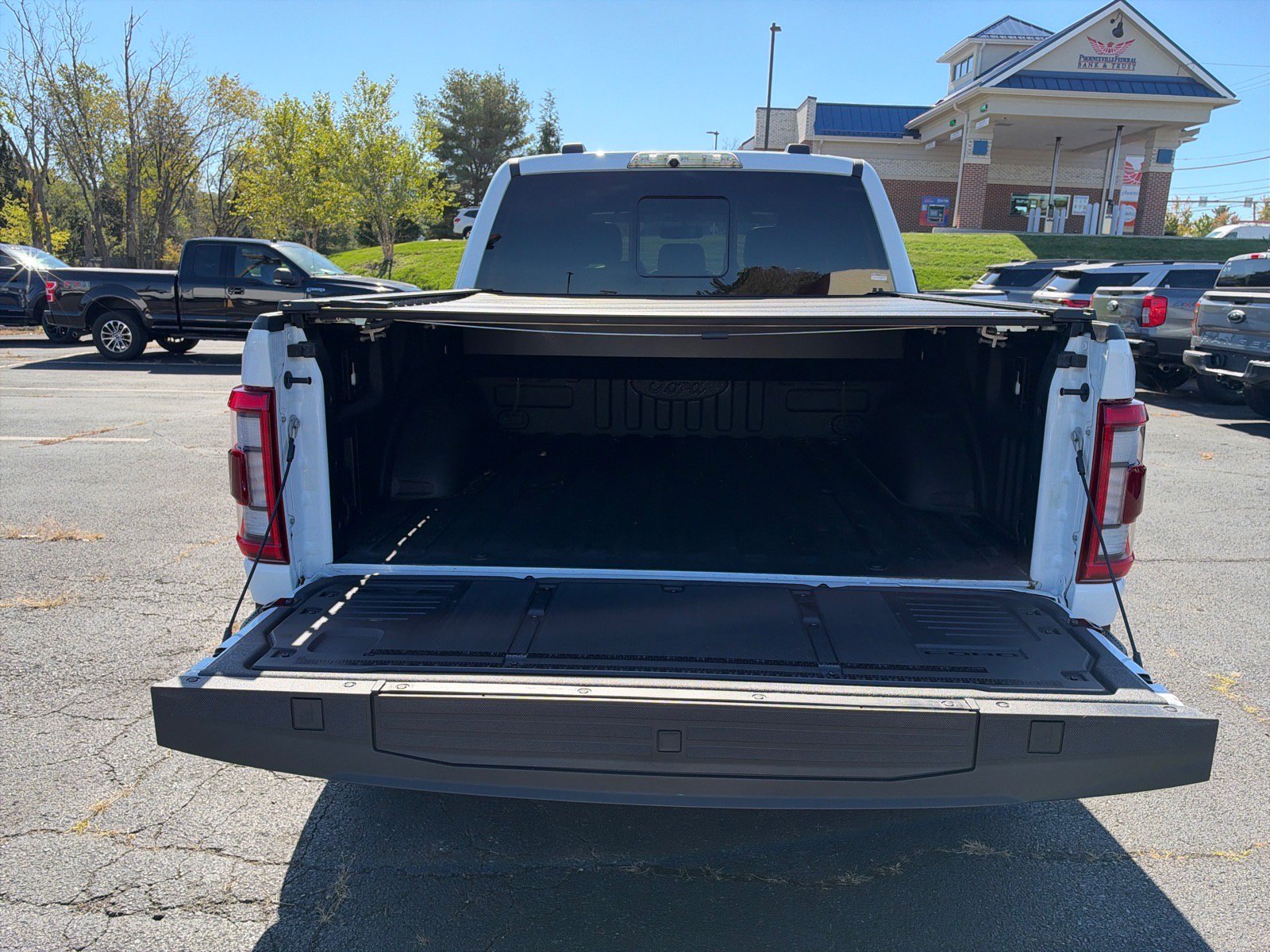 Certified 2023 Ford F150 Raptor w/ Raptor 37 Performance Package AWD/4WD image 14