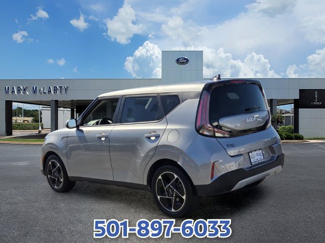 Used 2023 Kia Soul EX FWD image 3