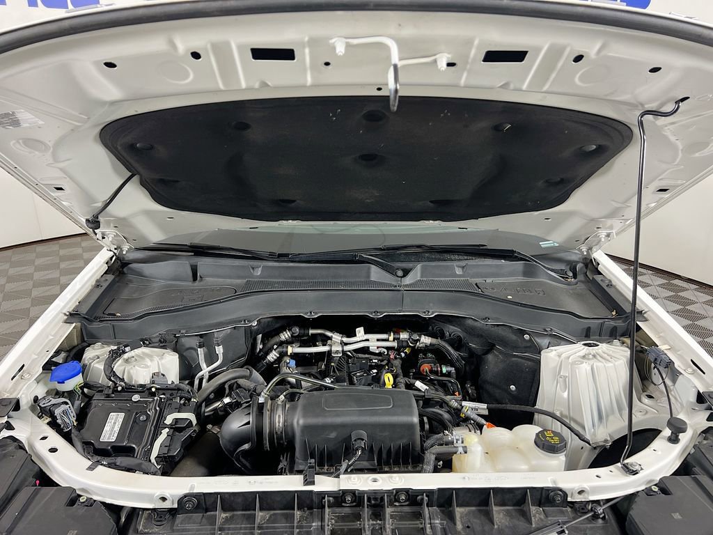 Certified 2023 Ford Explorer XLT w/ Equipment Group 202A AWD/4WD image 35