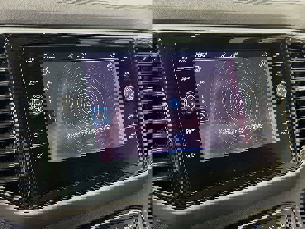 Used 2022 Volkswagen Atlas SEL Premium image 27