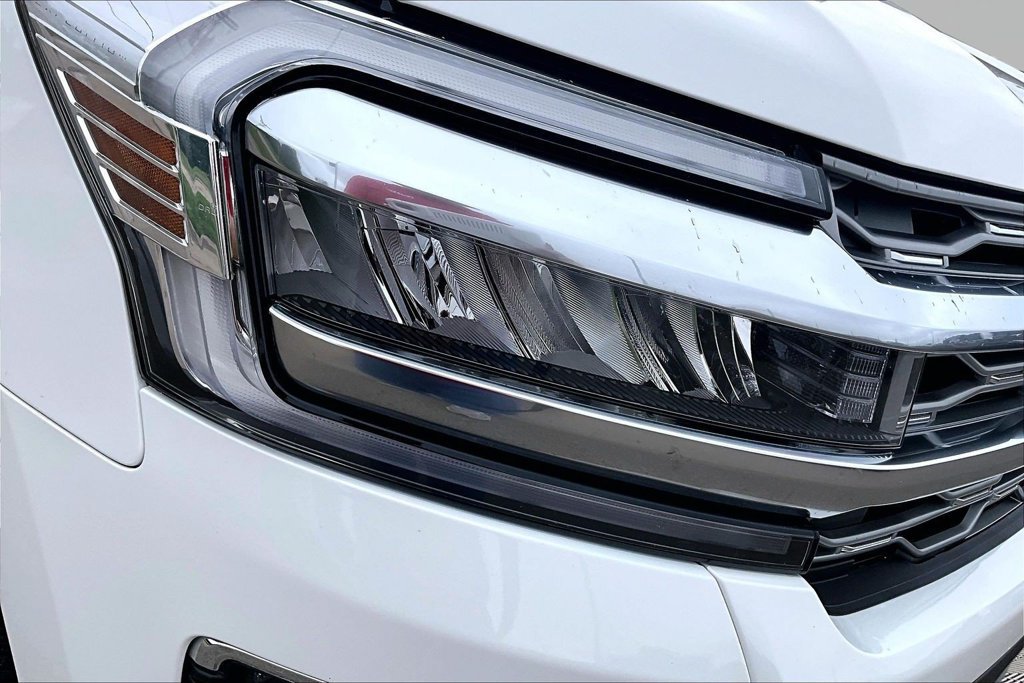 Certified 2024 Ford Expedition Platinum AWD/4WD image 30