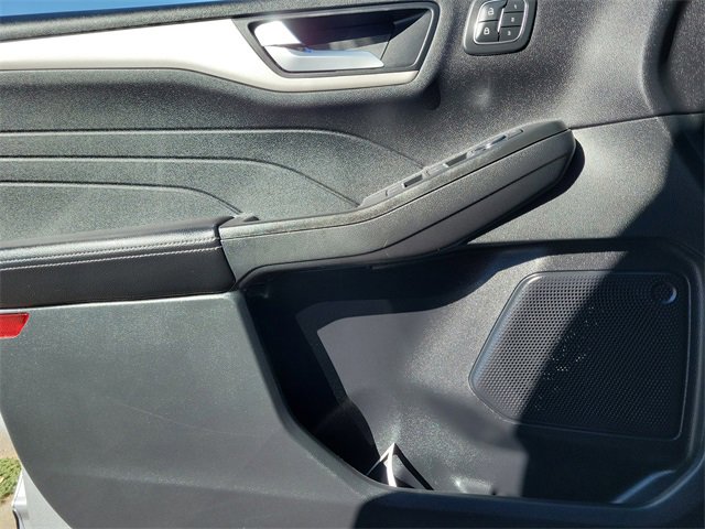 Certified 2022 Ford Escape SEL w/ Technology Package image 19