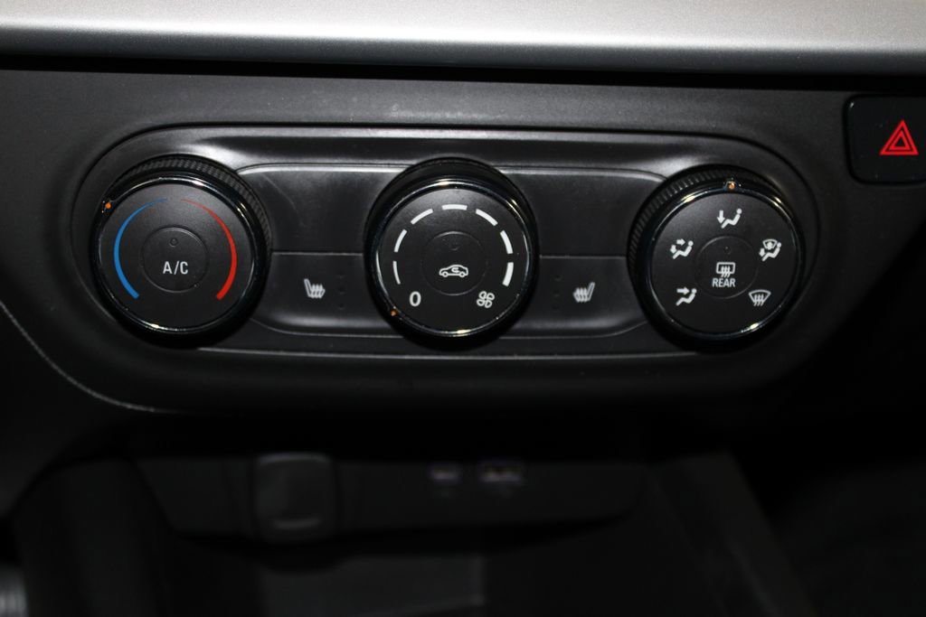 Used 2024 Chevrolet Trax RS w/ Driver Confidence Package image 42