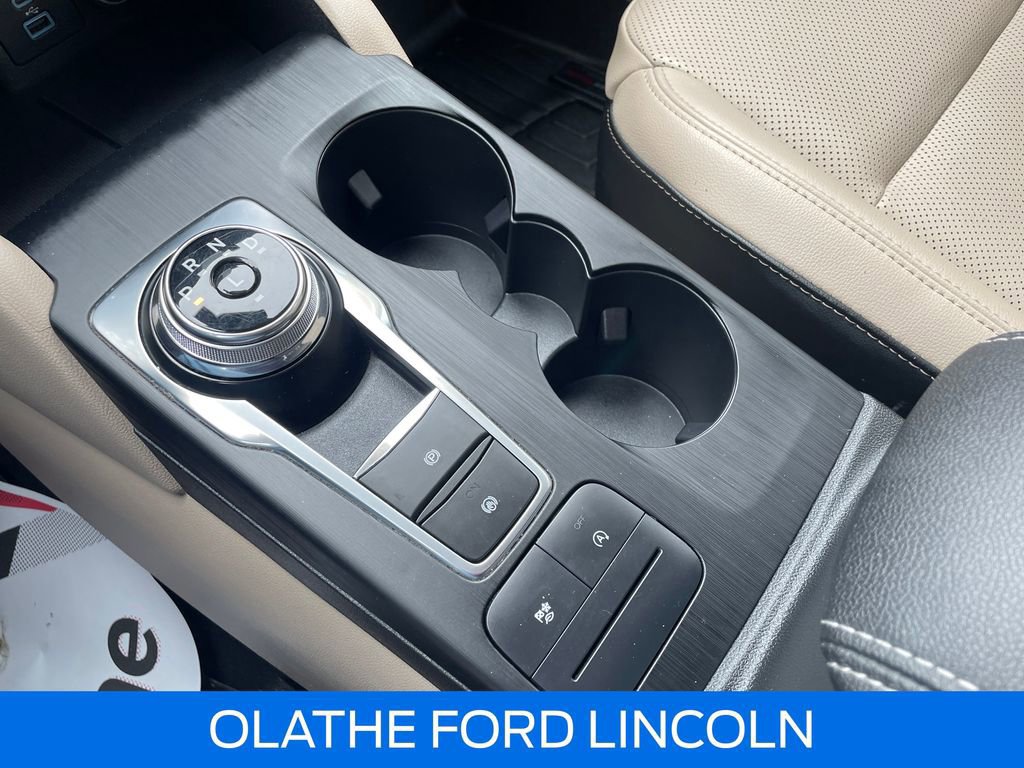 Certified 2021 Ford Escape SEL w/ Class II Trailer Tow Package image 13