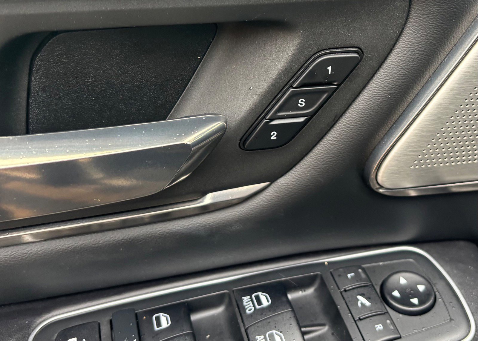 Used 2020 RAM 1500 Limited image 32