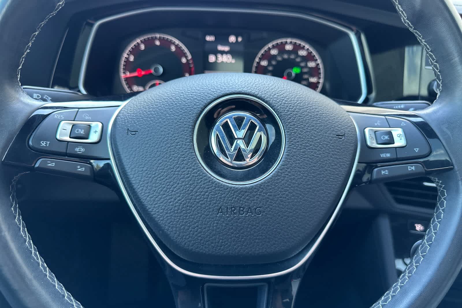 Used 2020 Volkswagen Jetta R-Line w/ R-Line Cold Weather Package FWD image 22