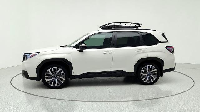 Used 2025 Subaru Forester Touring w/ Popular Package - Touring AWD/4WD image 4