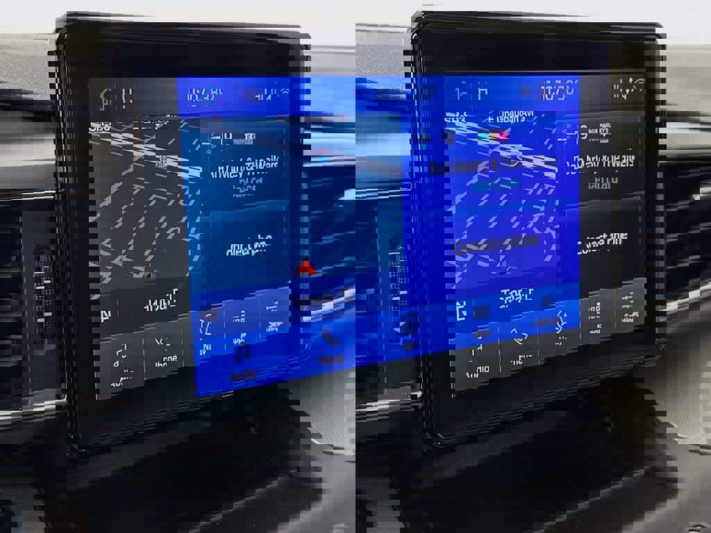 Certified 2020 Ford Explorer XLT w/ Equipment Group 202A image 20