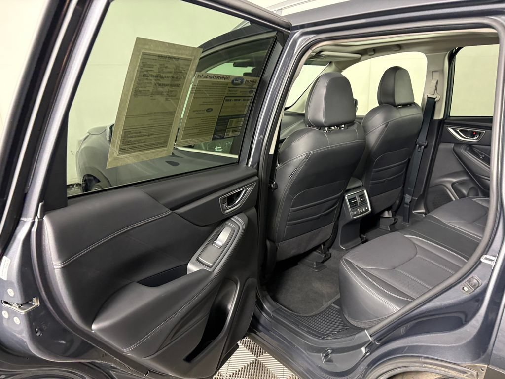Used 2024 Subaru Forester Touring AWD/4WD image 28