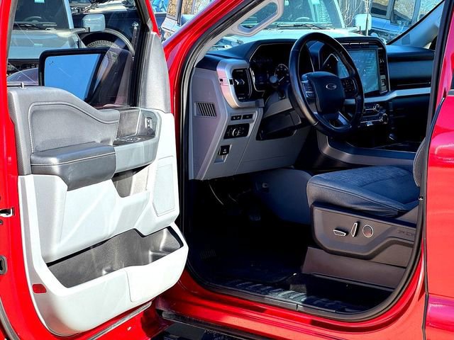 Certified 2021 Ford F150 XLT w/ Equipment Group 302A High image 8