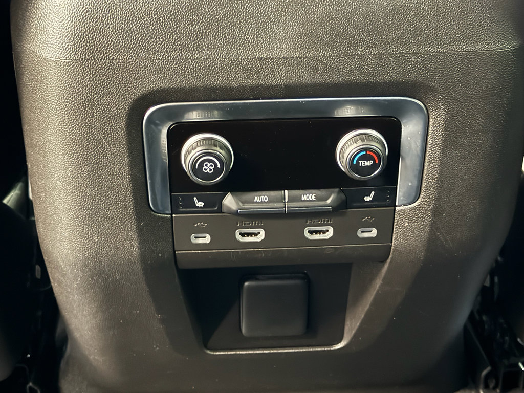 Used 2021 Chevrolet Tahoe RST w/ Luxury Package image 33