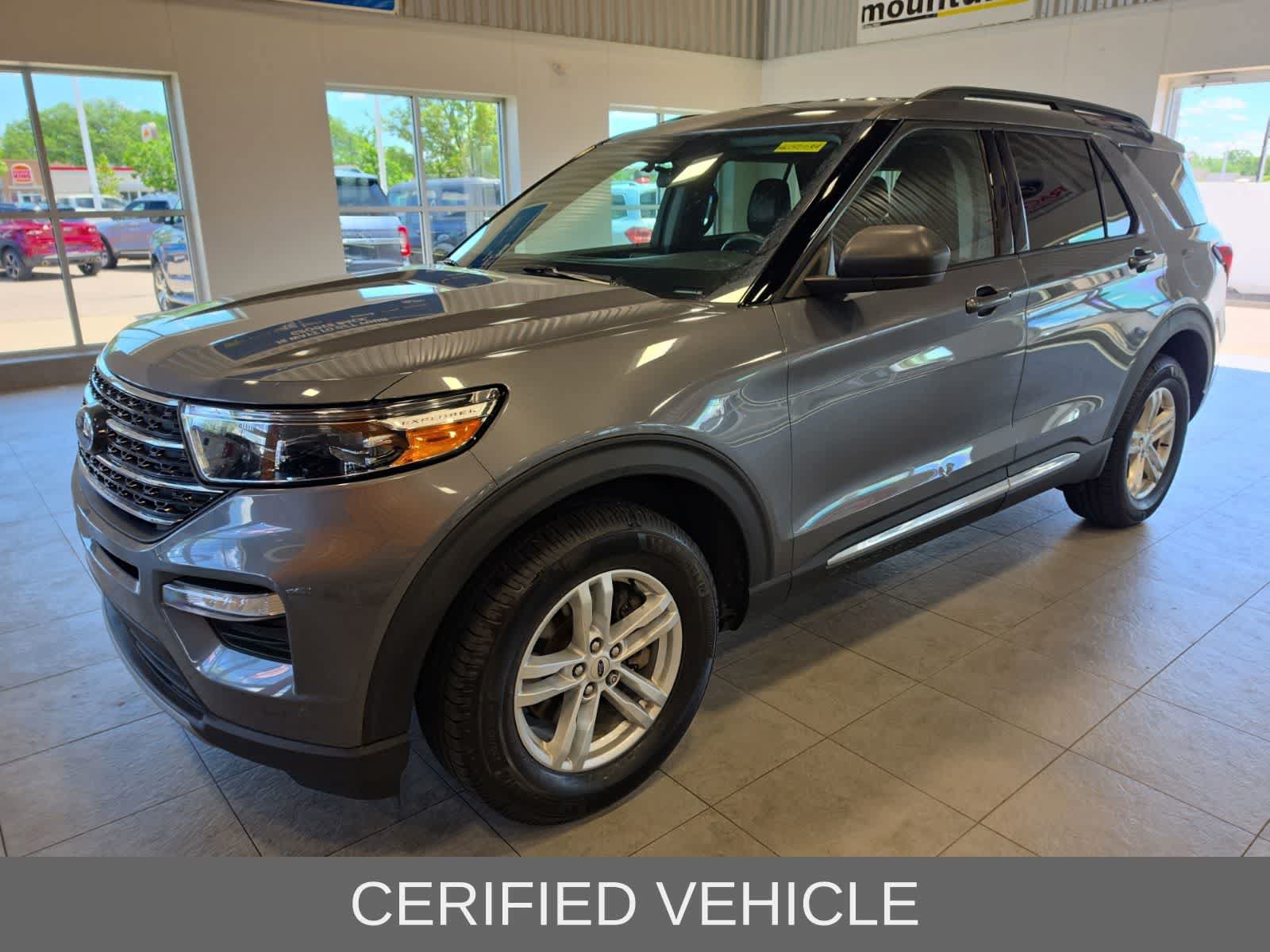 Certified 2022 Ford Explorer XLT w/ Equipment Group 202A