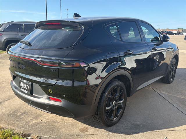 Used 2023 Dodge Hornet GT w/ GT Blacktop Package AWD/4WD image 4