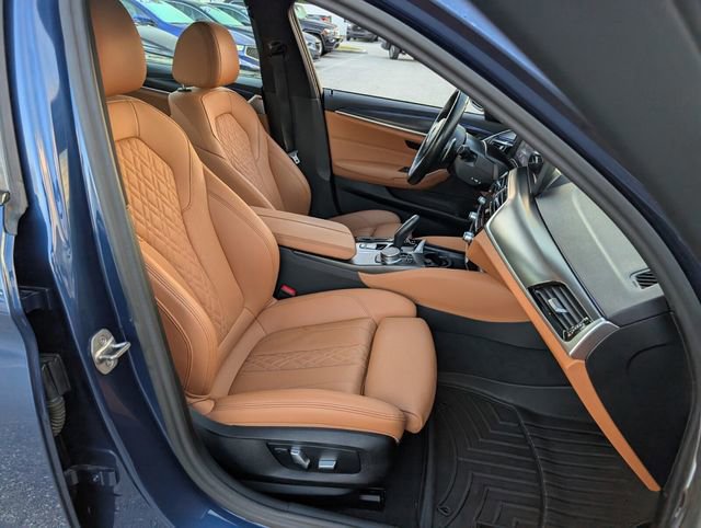 Used 2023 BMW 530i w/ M Sport Package image 15