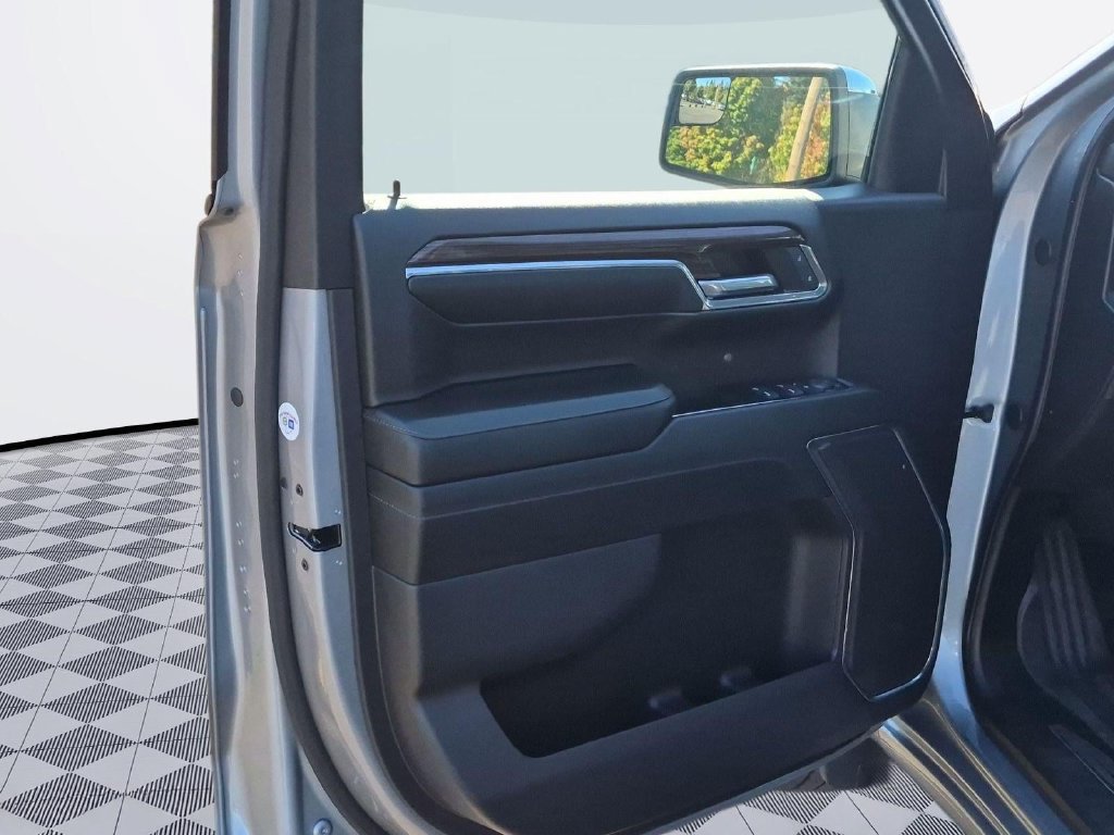 Used 2024 Chevrolet Silverado 1500 LT w/ All Star Edition Plus AWD/4WD image 10