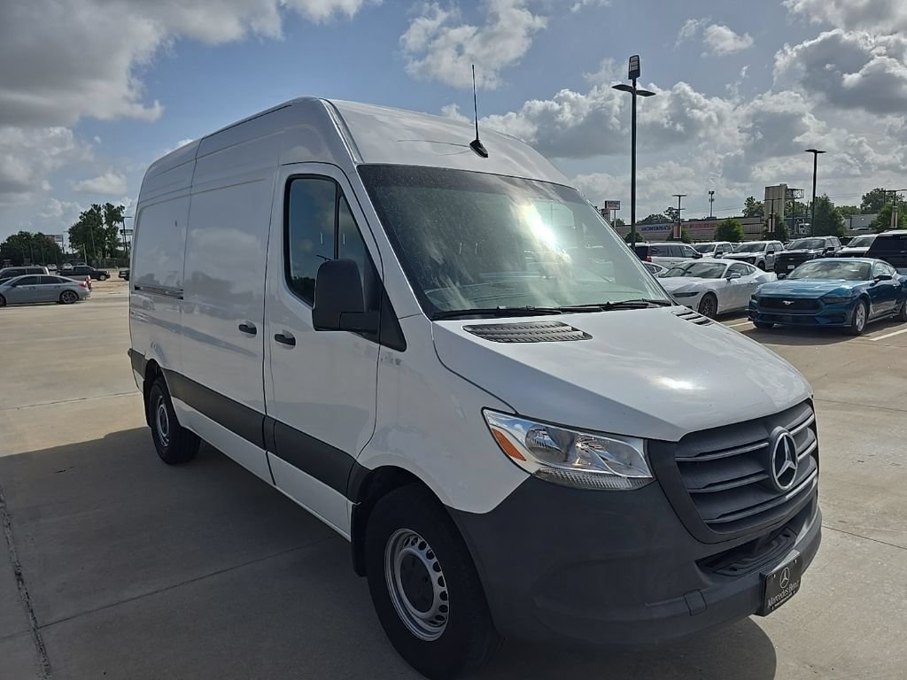 Used 2024 Mercedes-Benz Sprinter 2500 image 17