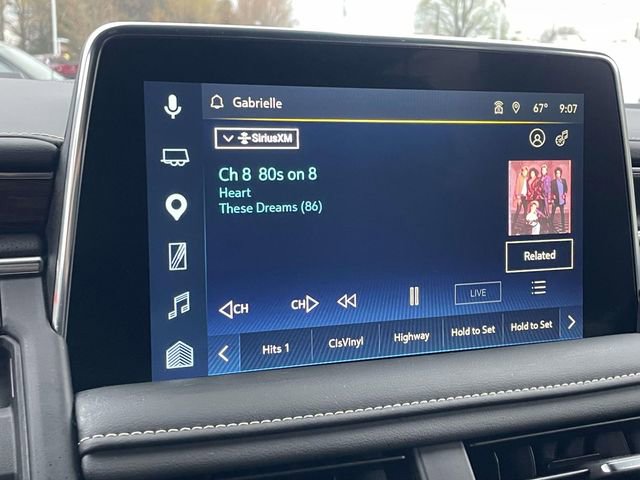 Used 2024 Chevrolet Suburban Premier image 28