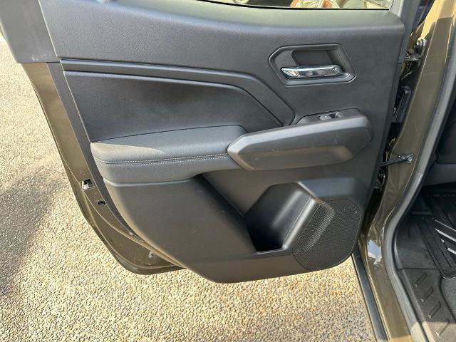 Used 2024 GMC Canyon Elevation image 15