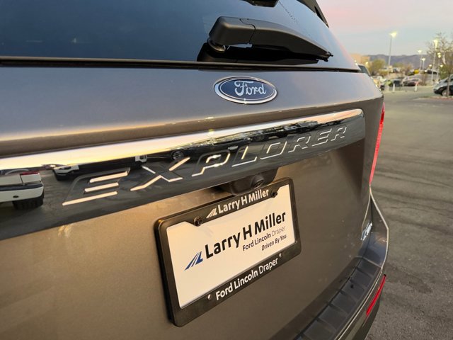 Certified 2023 Ford Explorer XLT w/ Equipment Group 202A image 25