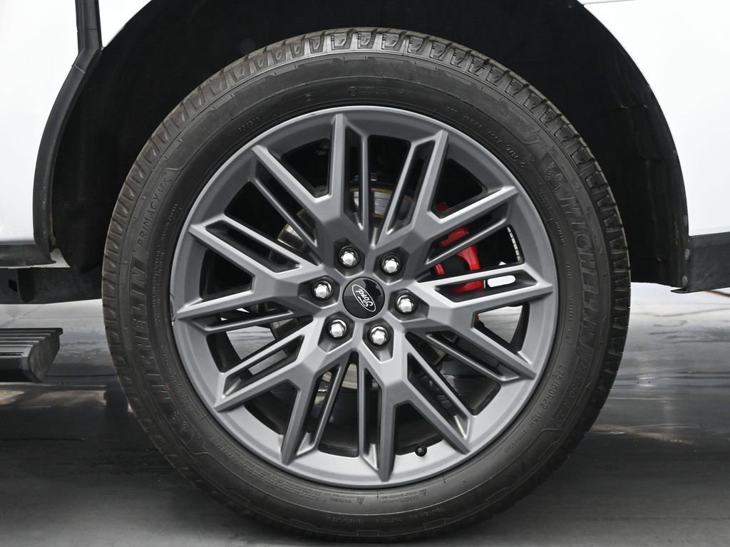 Certified 2025 Ford Expedition Max Platinum w/ Stealth Performance Package image 33