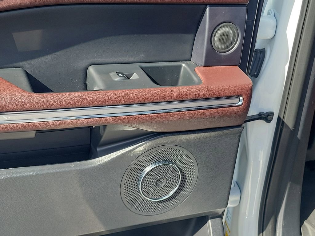 Certified 2024 Ford Expedition Limited RWD image 19