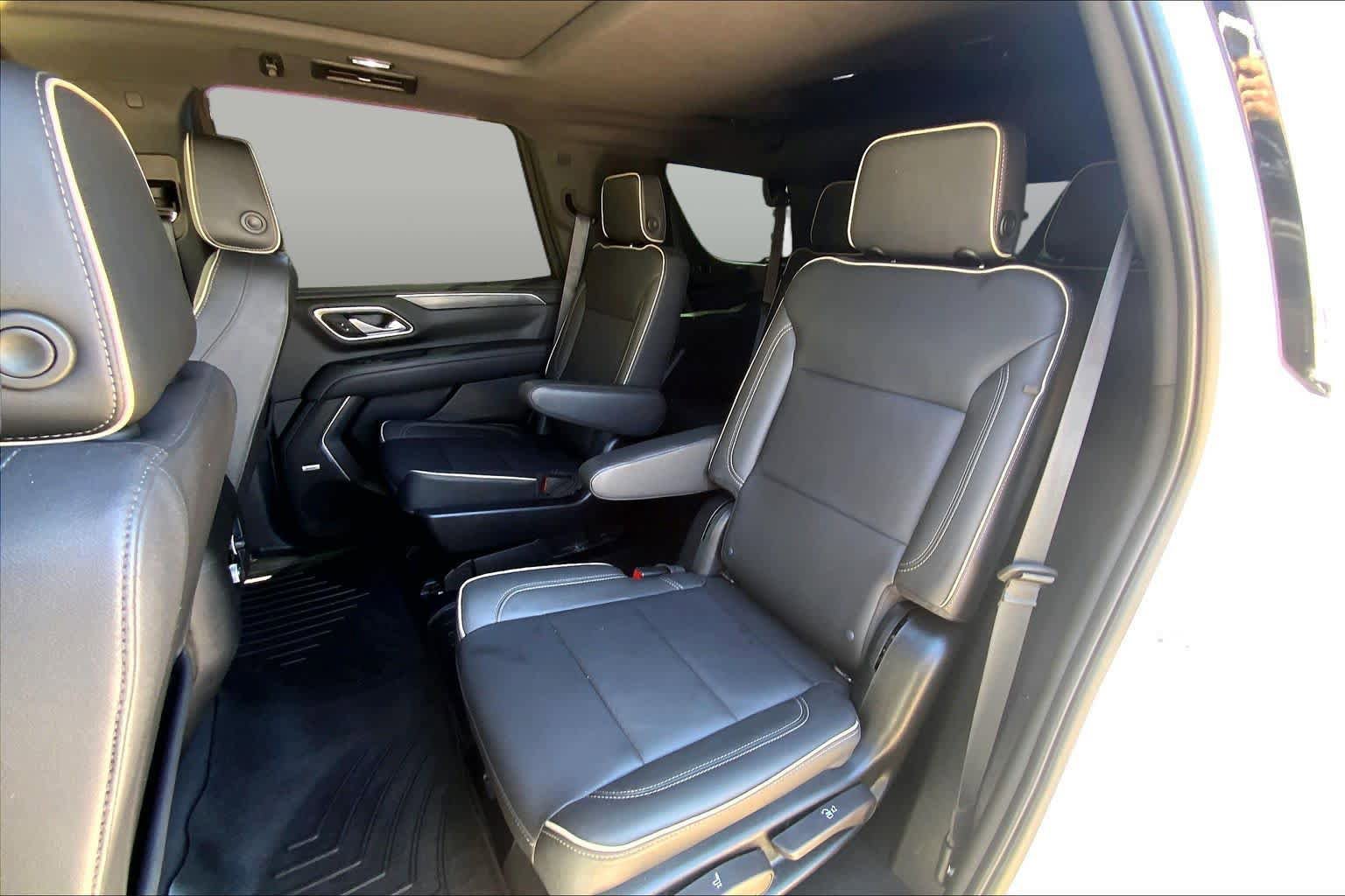 Used 2023 GMC Yukon SLT AWD/4WD image 21