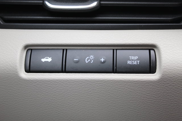 Used 2025 Nissan Altima 2.5 SV FWD image 28