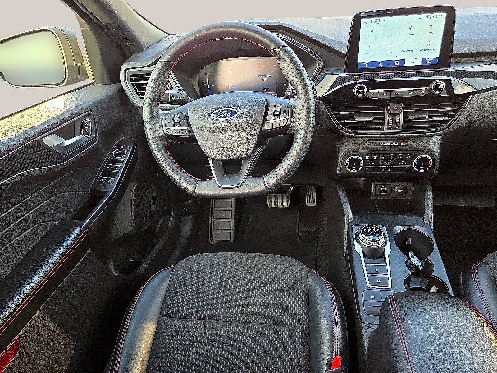 Certified 2025 Ford Escape ST-Line FWD image 13