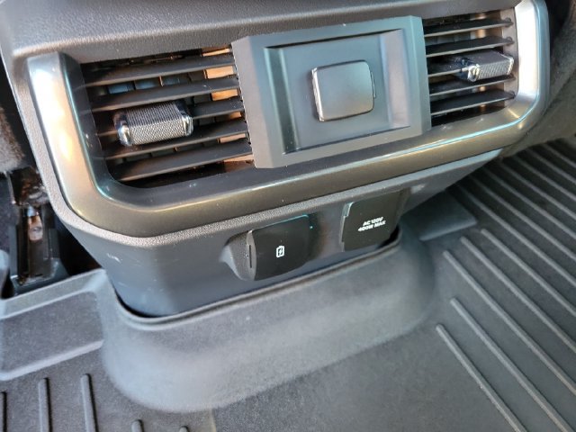 Certified 2022 Ford F150 XLT w/ Equipment Group 302A High RWD image 18