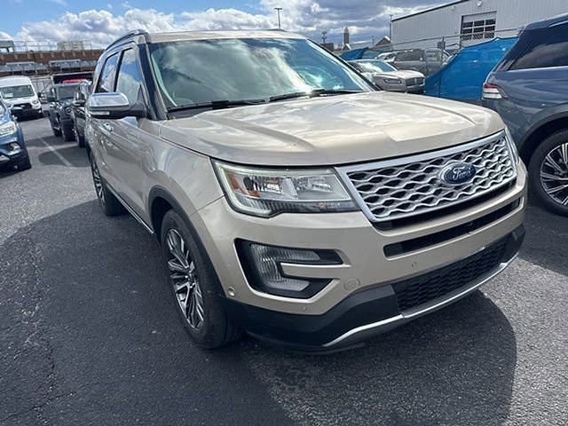 Certified 2017 Ford Explorer Platinum image 2