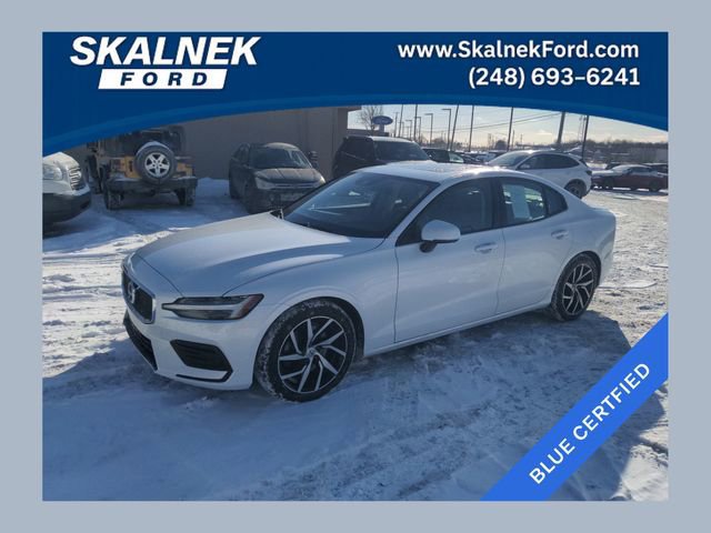 Used 2019 Volvo S60 T5 Momentum w/ Premium Package image 12