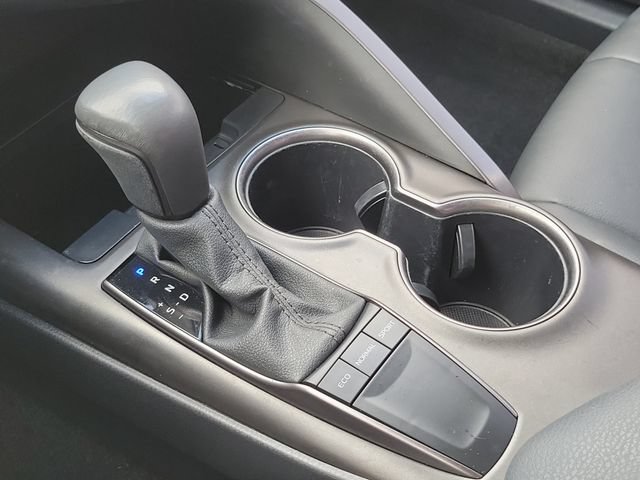 Used 2024 Toyota Camry SE w/ Convenience Package FWD image 30