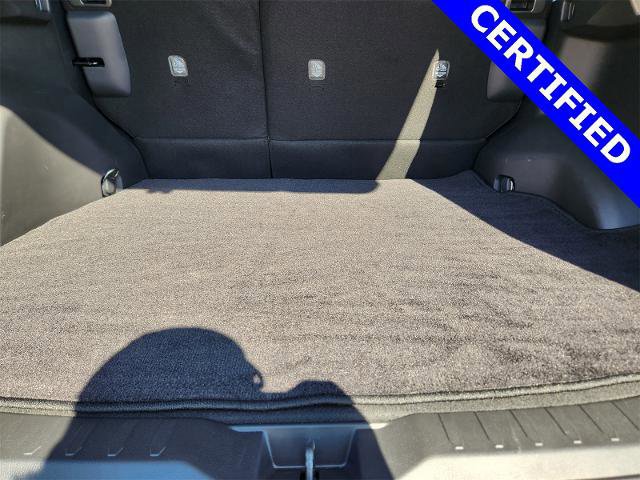 Used 2025 Toyota RAV4 LE image 32