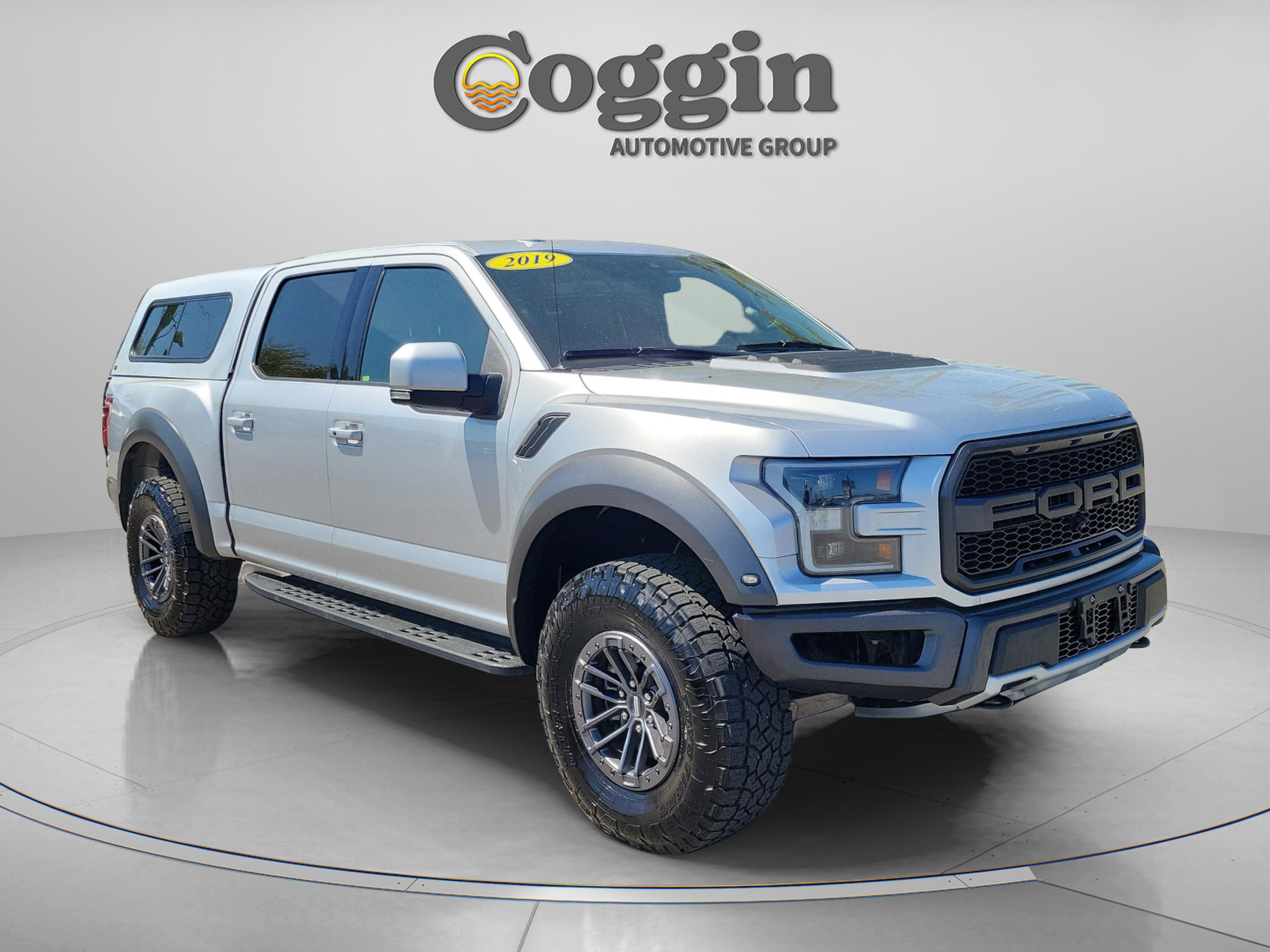 Certified 2019 Ford F150 Raptor w/ Equipment Group 802A Luxury image 4