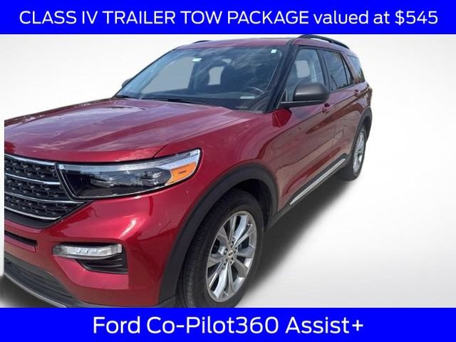 Certified 2024 Ford Explorer XLT w/ Equipment Group 202A AWD/4WD image 9