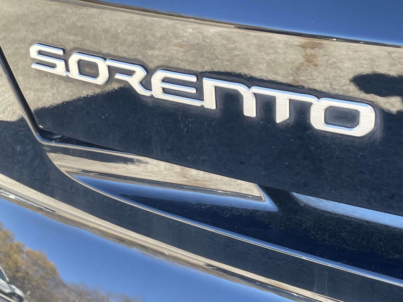 Used 2023 Kia Sorento SX image 10